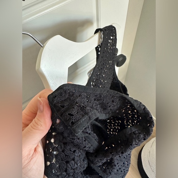 Astr Black Lace Crochet Bodysuit - Picture 4 of 4
